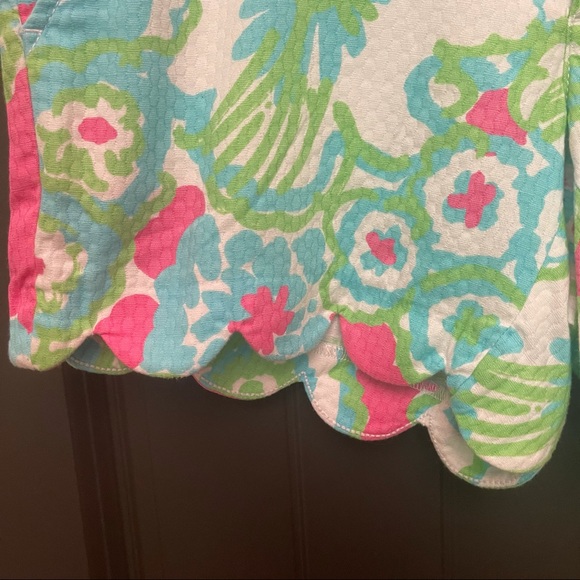 🎉HOST PICK🎉 Lilly Pulitzer scalloped buttercup shorts - Picture 8 of 14